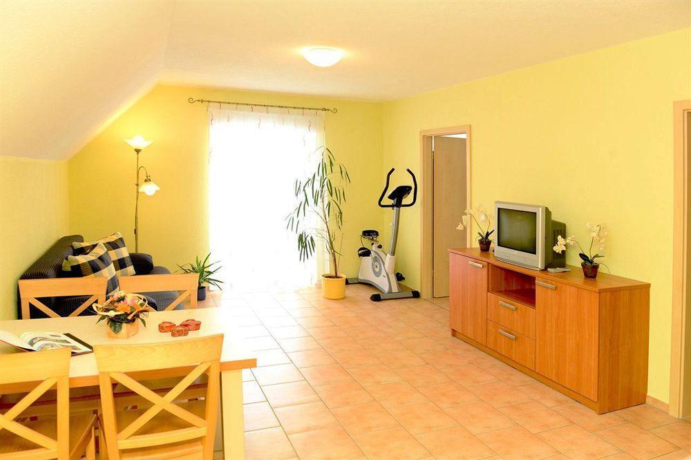 Weichaer Hof - Apartments Weißenberg Eksteriør billede